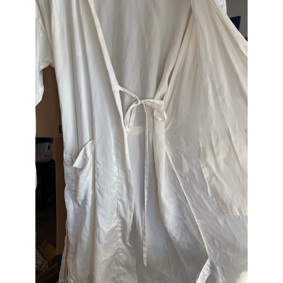 Quince 100% Silk White Kimono Robe Small Luxury Glam Bridal Femme Sleek Spa Luxe - Picture 4 of 7